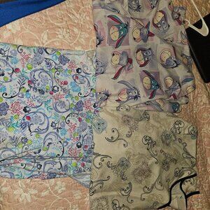 Lot of 3 (3x) scrub tops